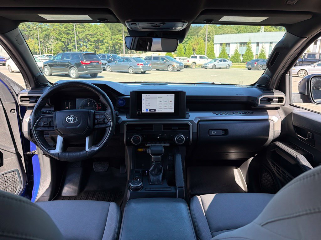 Used 2024 Toyota Tacoma SR5 AWD/4WD image 8