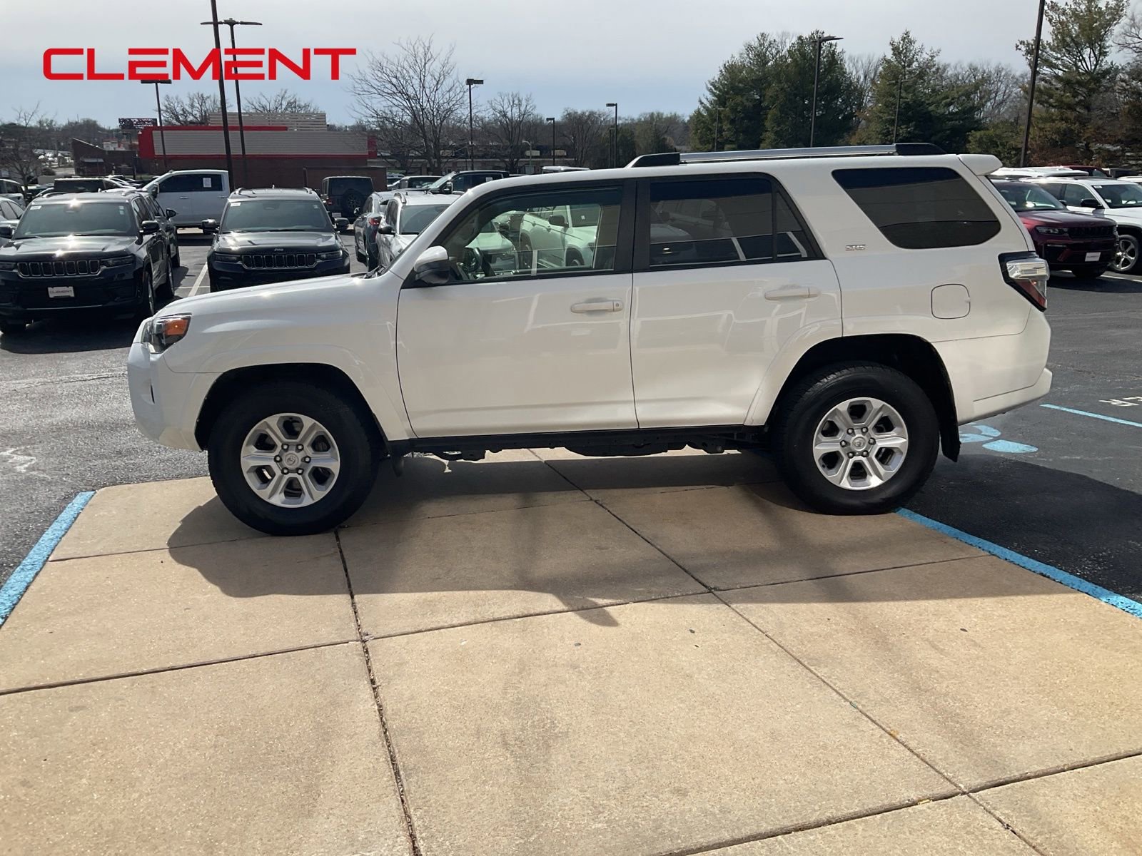 Used 2022 Toyota 4Runner SR5 RWD image 2