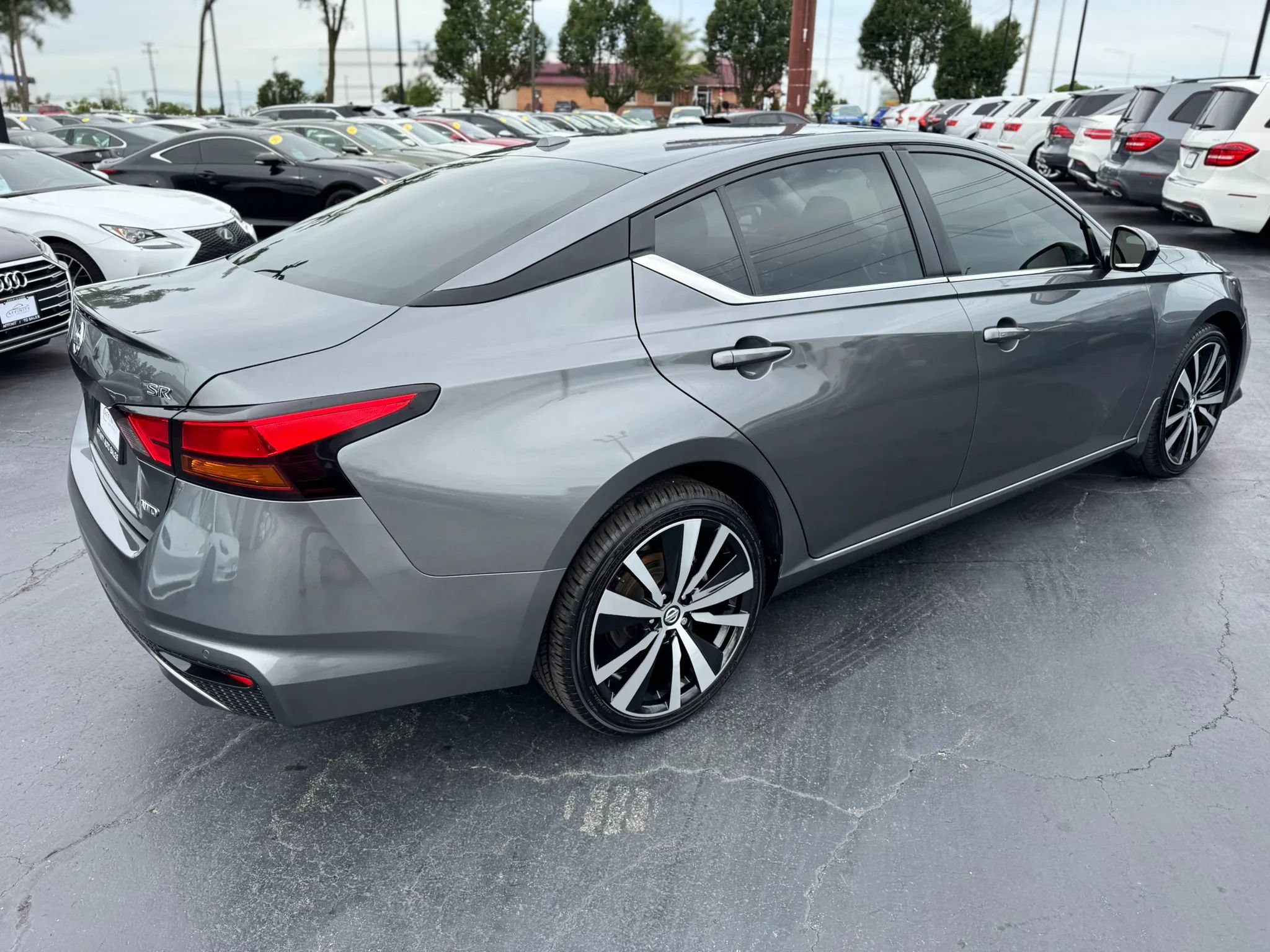 Used 2020 Nissan Altima 2.5 SR AWD/4WD image 5