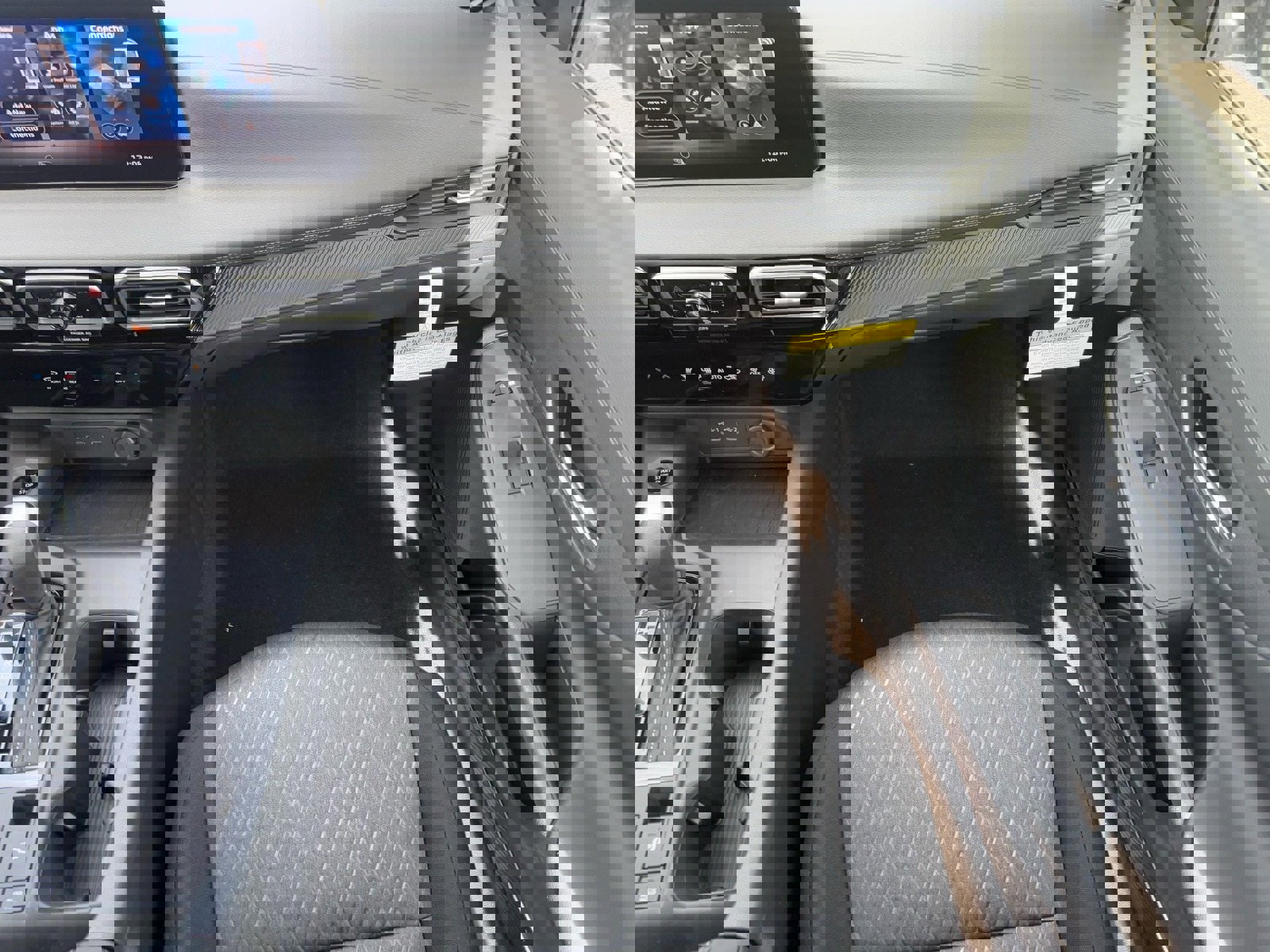 New 2026 Nissan Sentra SV image 17