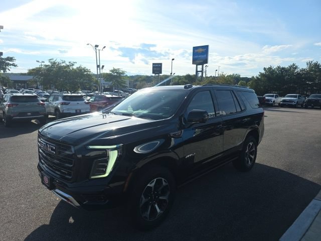 Used 2025 GMC Yukon AT4 Ultimate AWD/4WD image 5