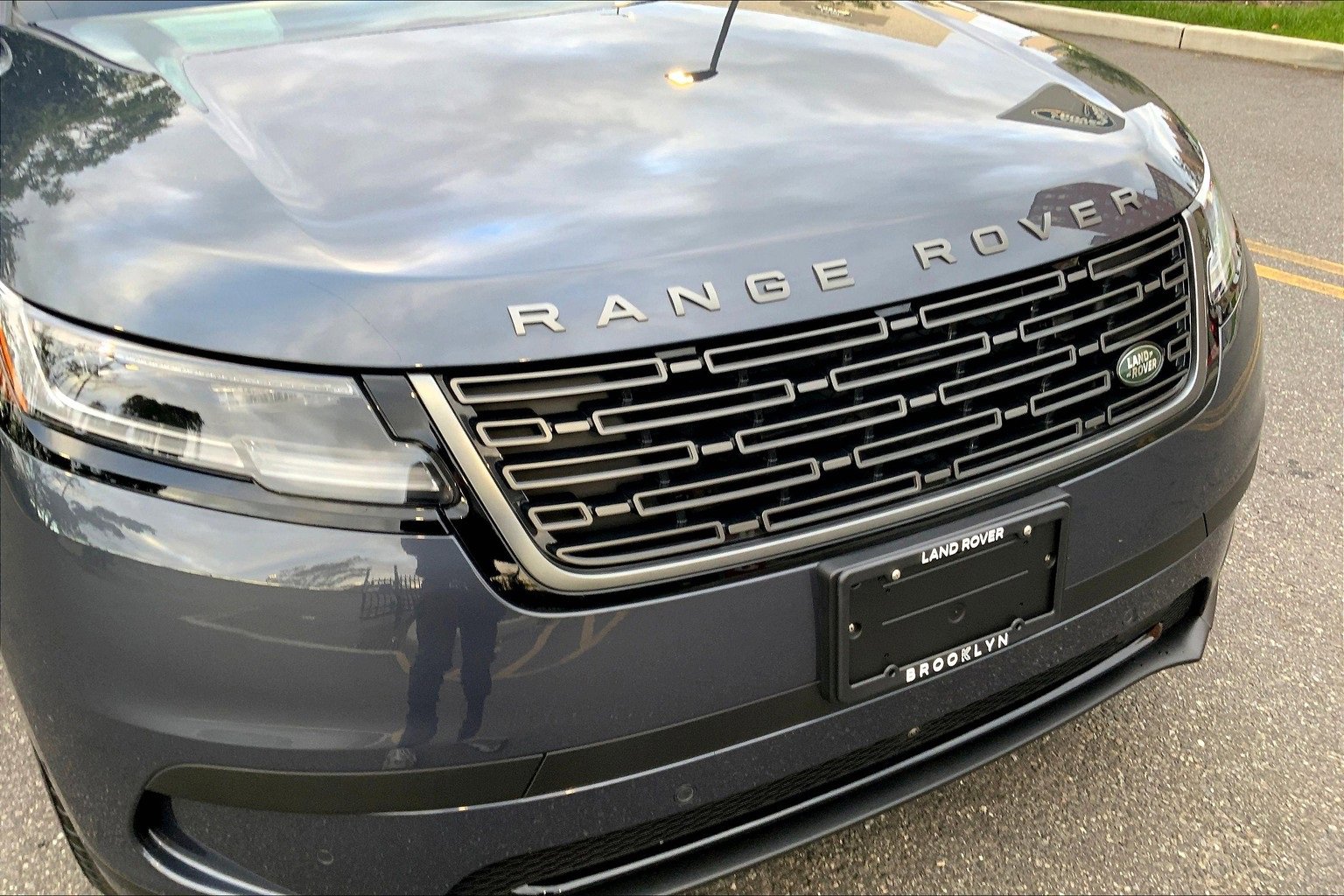 Used 2026 Land Rover Range Rover Velar S image 30