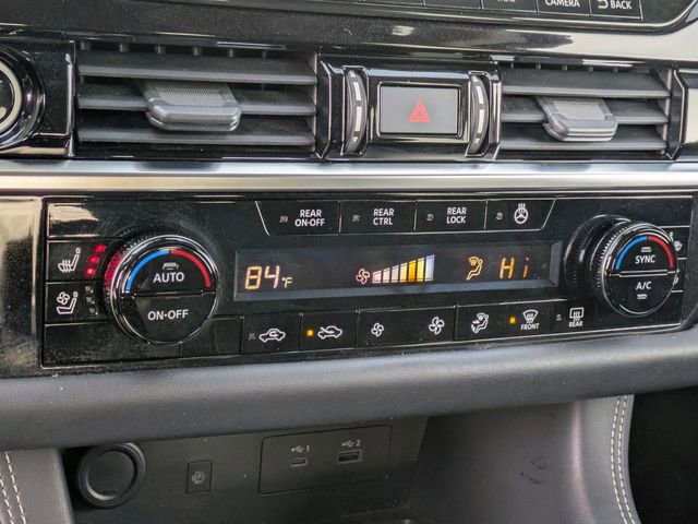 Used 2022 Nissan Pathfinder Platinum w/ Cargo Package image 27