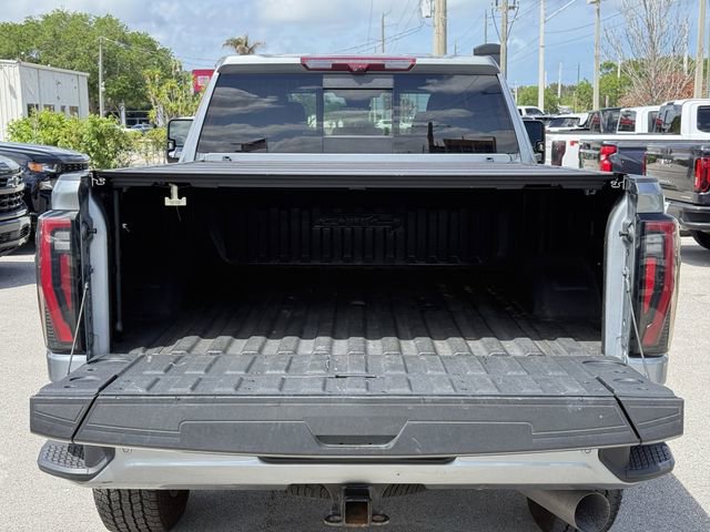Used 2024 GMC Sierra 2500 AT4 w/ AT4 Premium Plus Package AWD/4WD image 13