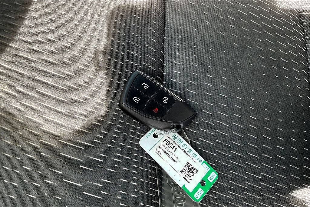 Used 2025 Chevrolet Equinox LT FWD image 38