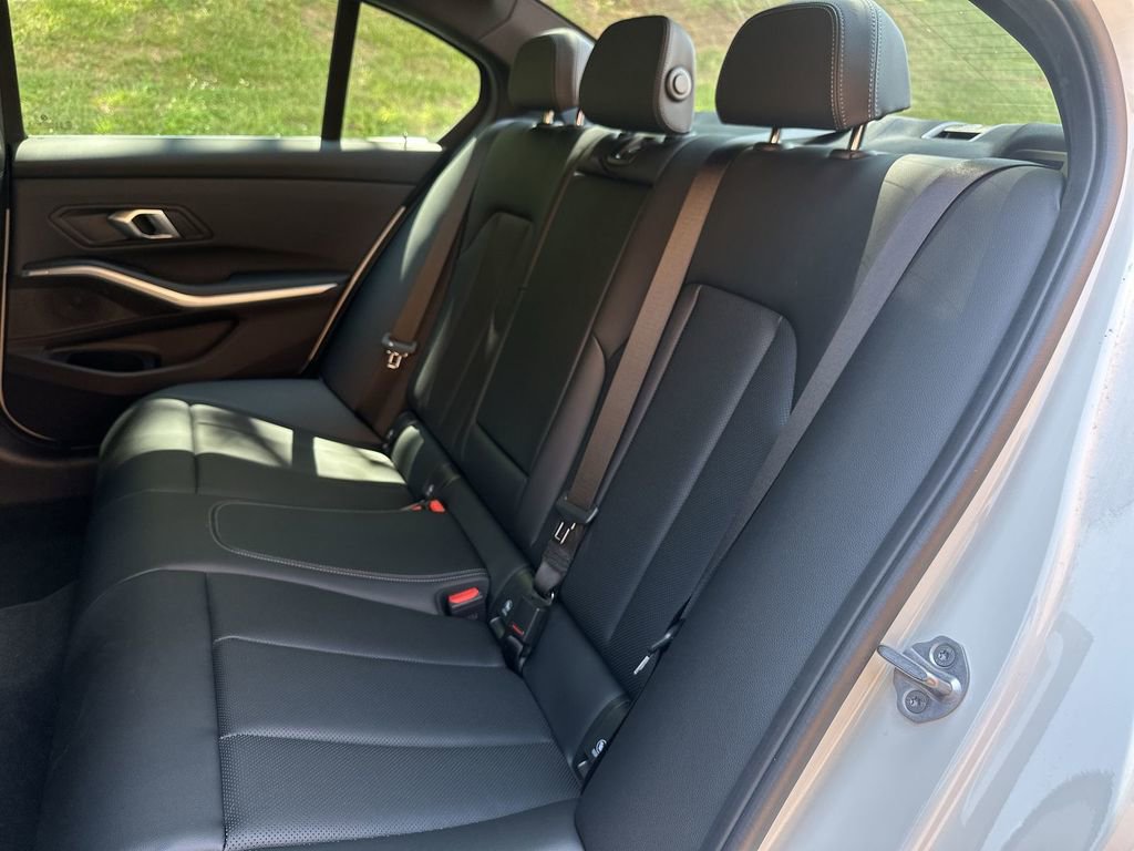 Used 2025 BMW 330i xDrive 330i xDrive w/ Convenience Package image 23