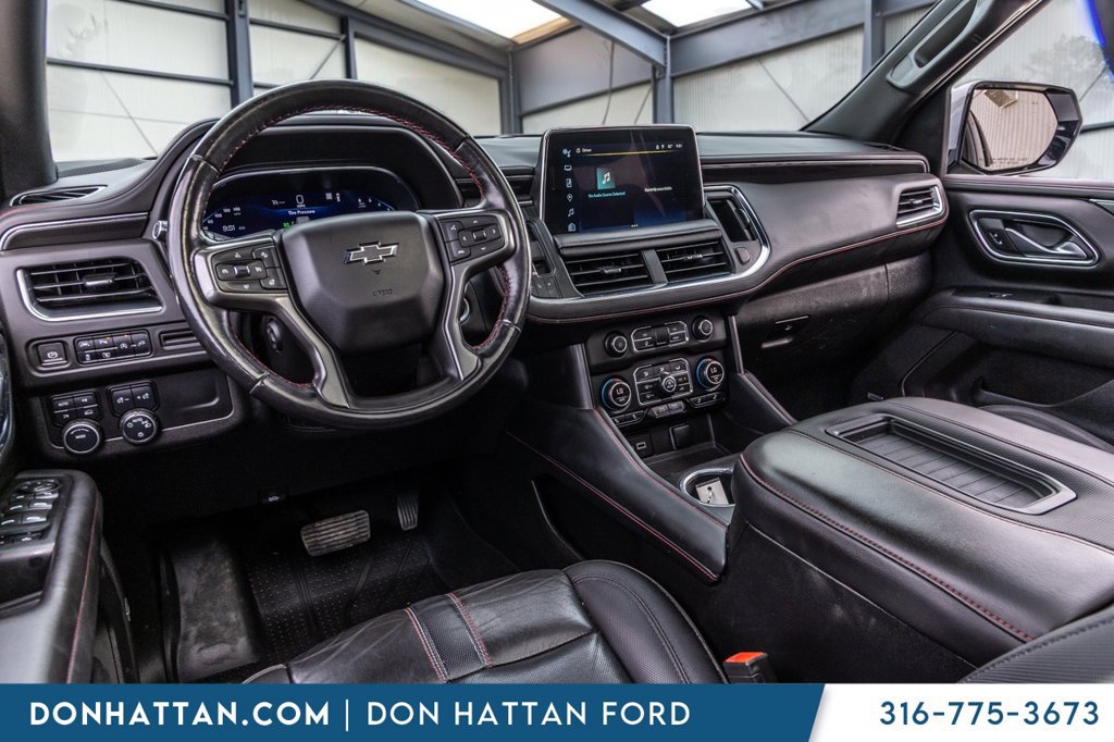 Used 2022 Chevrolet Tahoe RST w/ Luxury Package AWD/4WD image 17