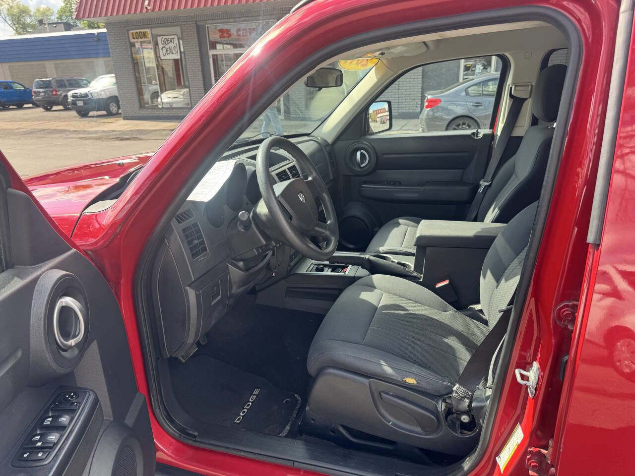 Used 2011 Dodge Nitro Heat AWD/4WD image 7