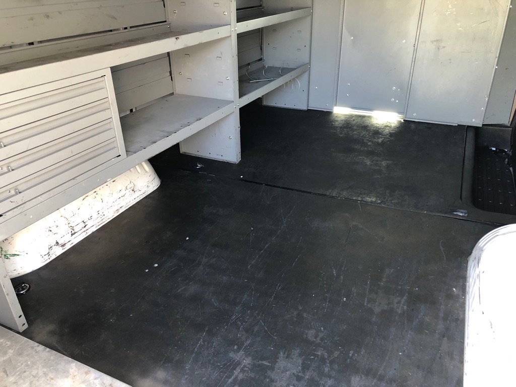 Used 2020 Chevrolet Express 3500 w/ Driver Convenience Package image 18