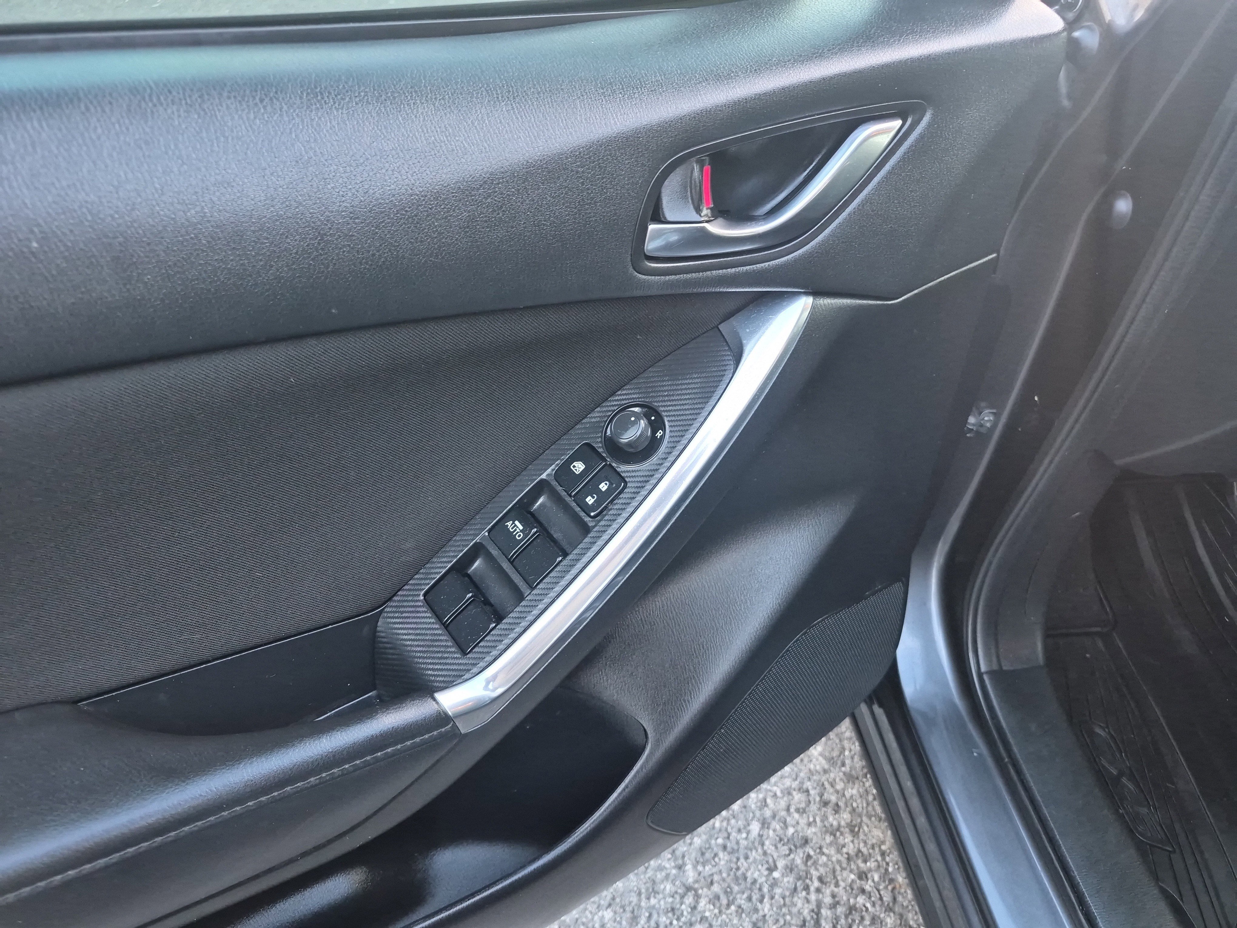 Used 2016 MAZDA CX-5 Touring image 10