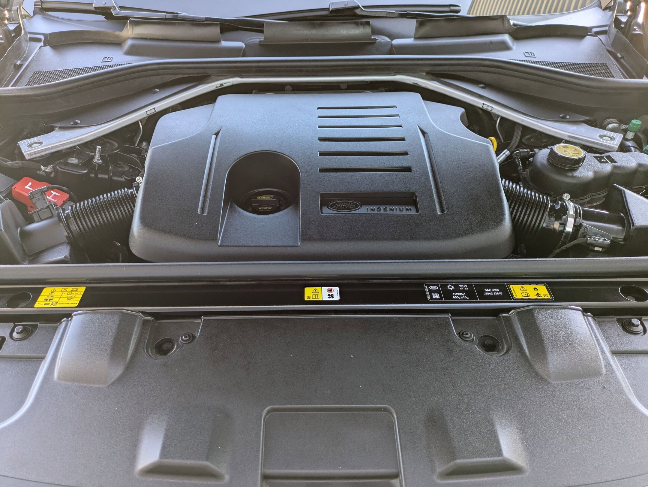 Certified 2024 Land Rover Range Rover SE image 33