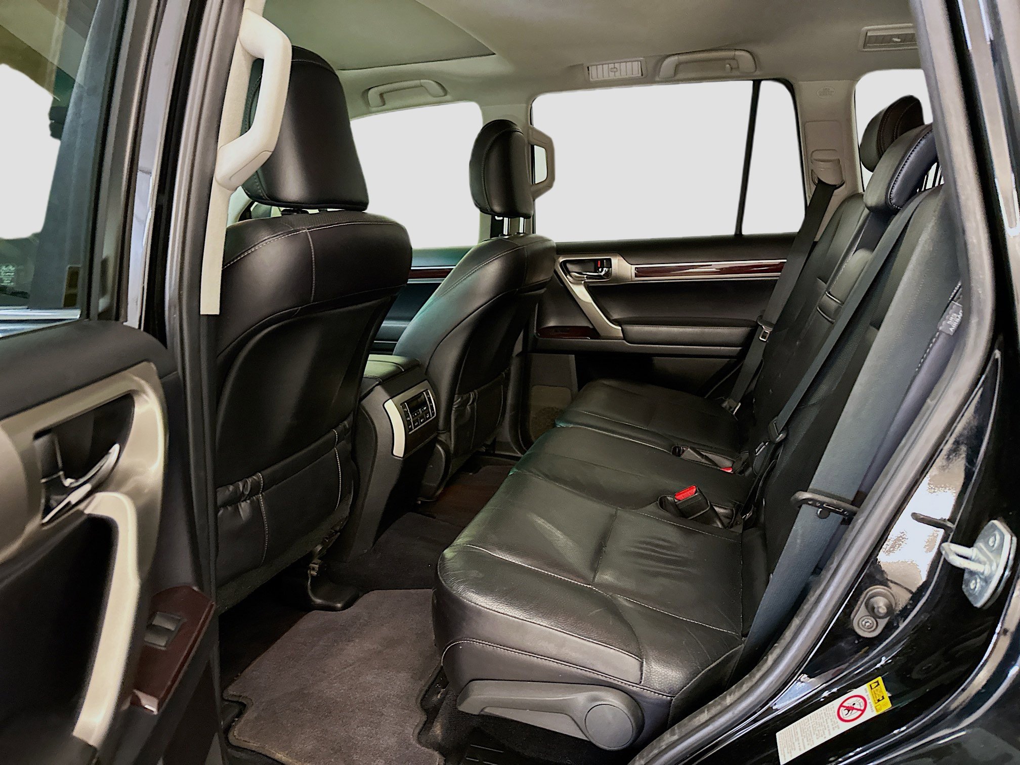 Used 2014 Lexus GX 460 image 30