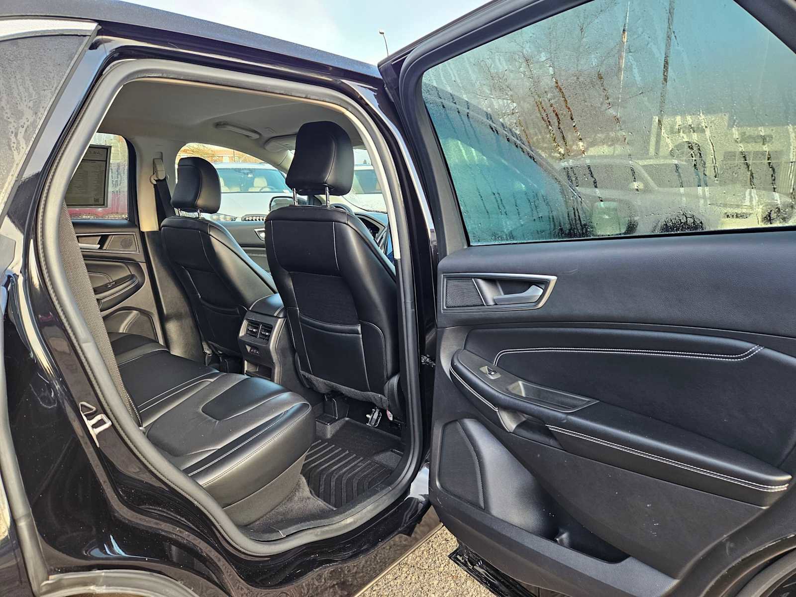 Used 2022 Ford Edge Titanium w/ Equipment Group 301A image 14