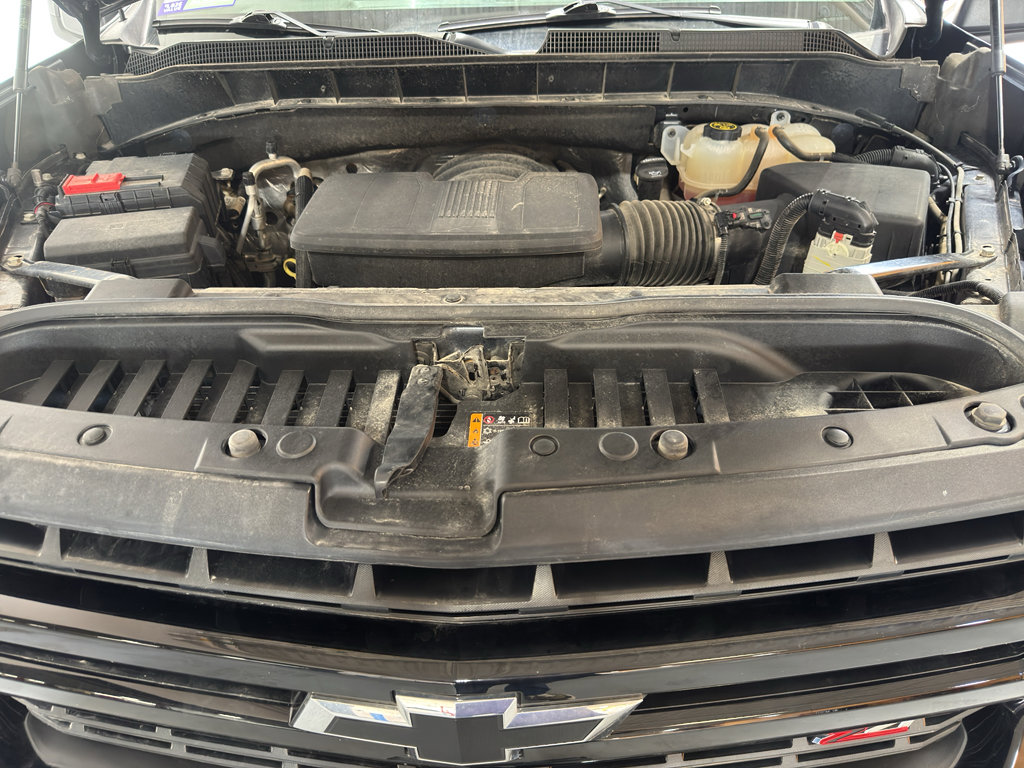 Used 2022 Chevrolet Silverado 1500 LT Trail Boss w/ Bed Protection Package AWD/4WD image 34