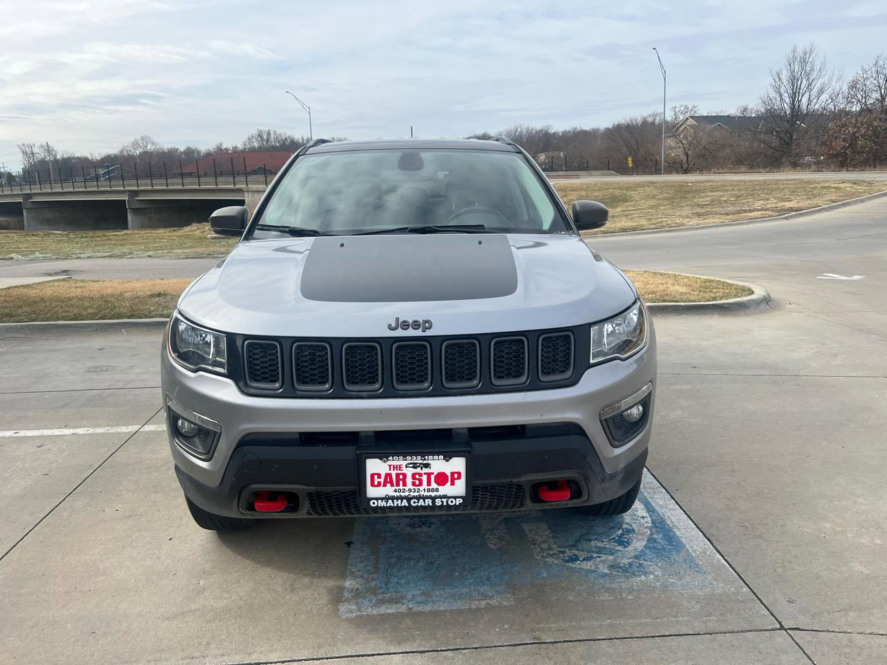 Used 2019 Jeep Compass Trailhawk image 2