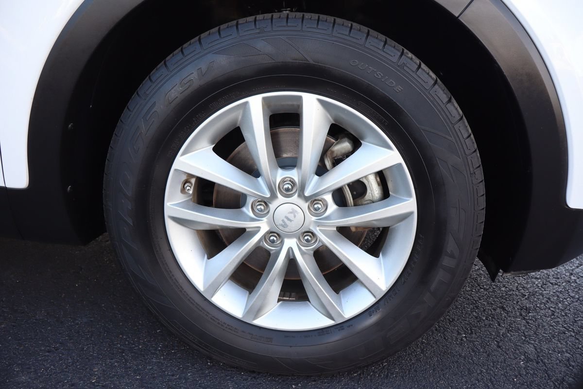 Used 2016 Kia Sorento LX AWD/4WD image 46