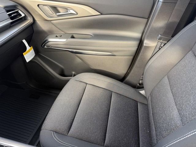 New 2026 Chevrolet Traverse LT image 14