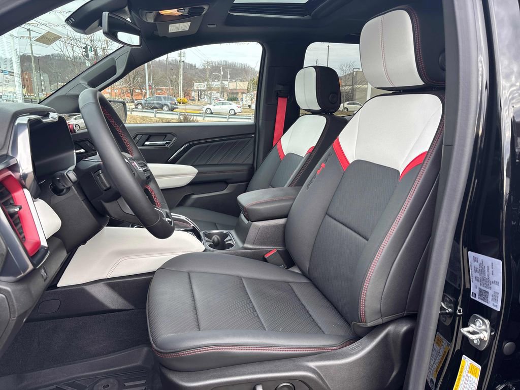 New 2026 GMC Canyon AT4X image 13