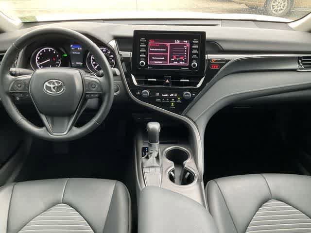 Used 2023 Toyota Camry SE w/ Convenience Package FWD image 19