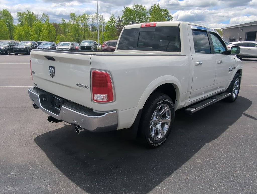 Used 2016 RAM 1500 Laramie w/ Convenience Group AWD/4WD image 8