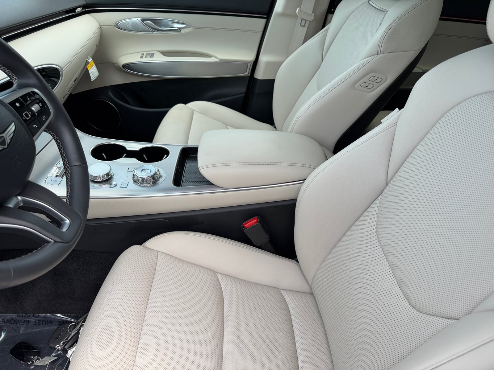 Used 2026 Genesis GV70 2.5T Select AWD/4WD image 18