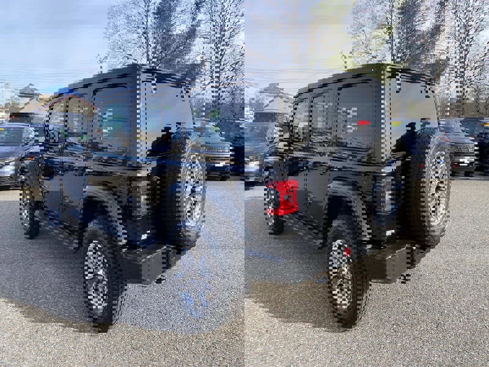 Certified 2022 Jeep Wrangler Unlimited Sahara w/ LED Lighting Group image 6