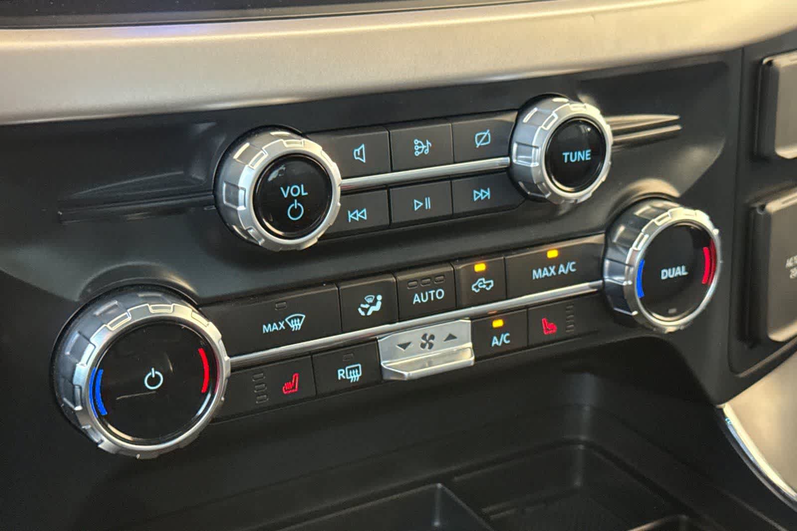 Used 2023 Ford F150 Lightning XLT AWD/4WD image 22