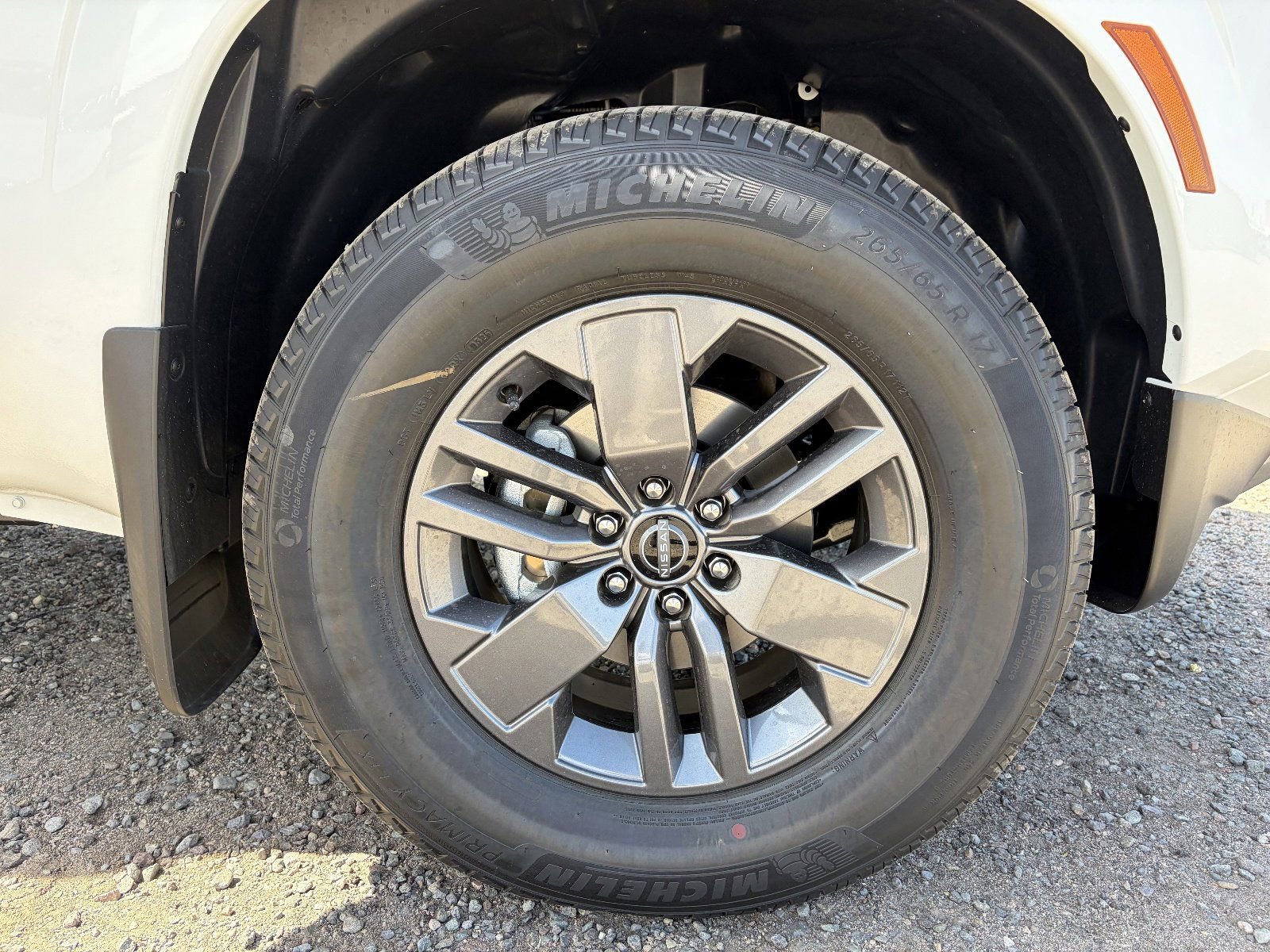 New 2026 Nissan Frontier SV w/ Tow Package AWD/4WD image 10