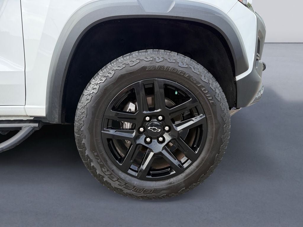 Used 2023 Chevrolet Colorado Trail Boss w/ LPO, Skid Plate Package AWD/4WD image 9