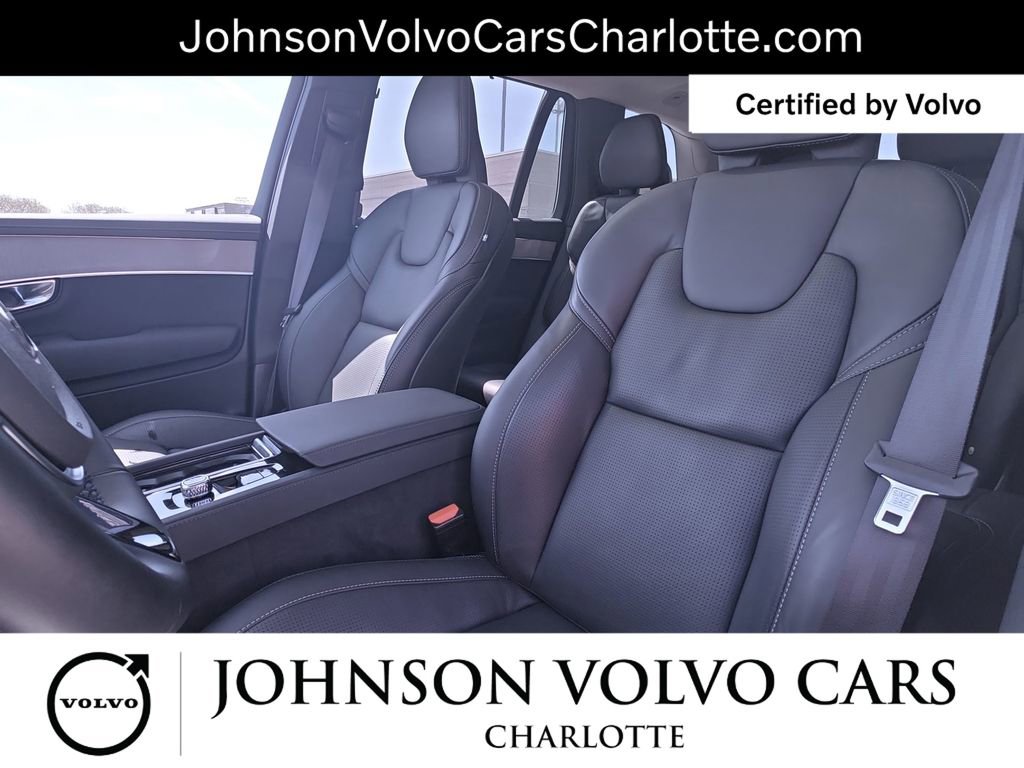 Used 2025 Volvo XC90 T8 Ultra w/ Protection Package Premier image 17