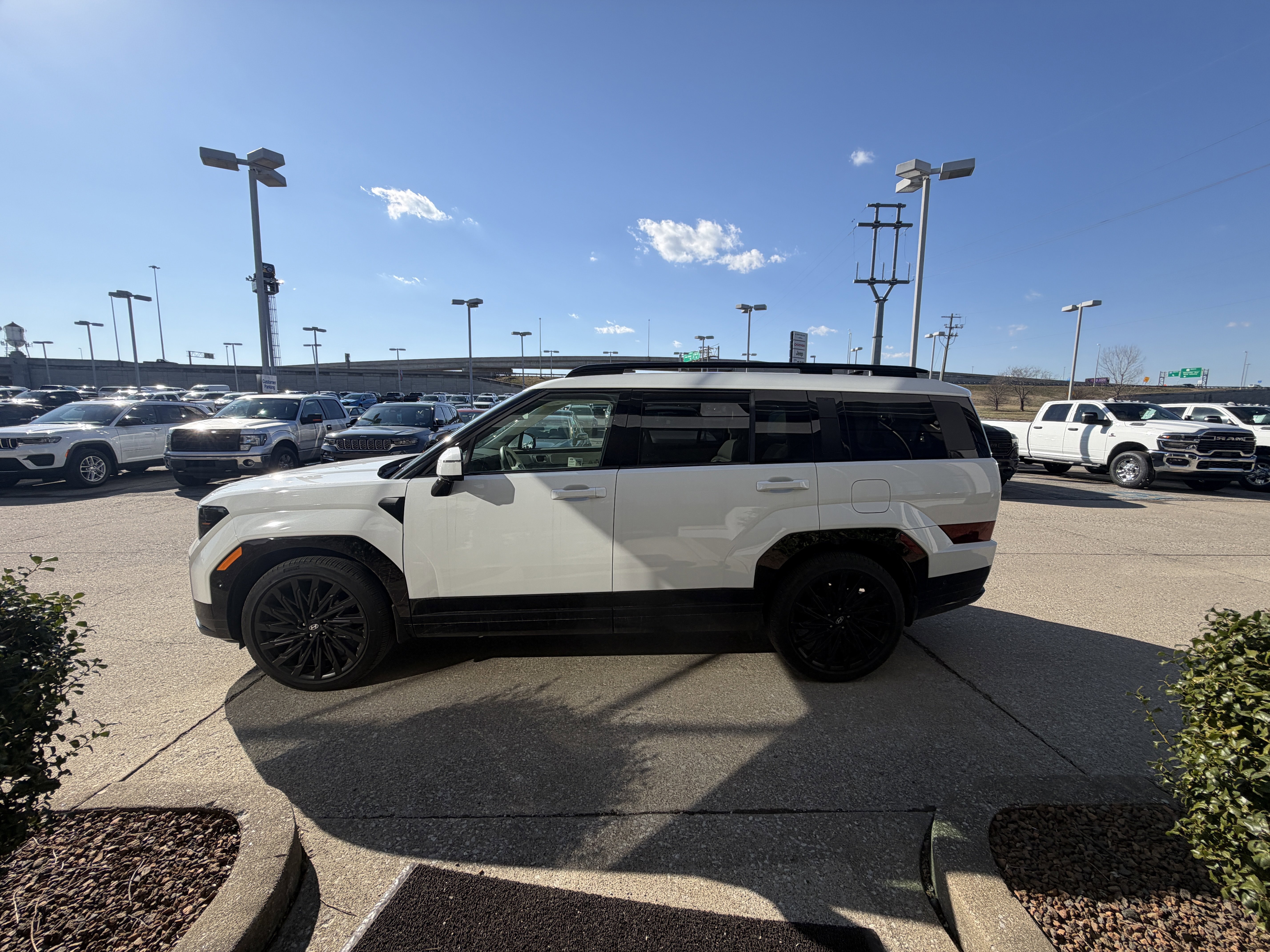 Certified 2025 Hyundai Santa Fe Calligraphy image 15