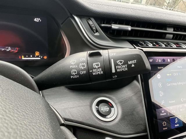 Certified 2023 Jeep Grand Cherokee Limited image 30