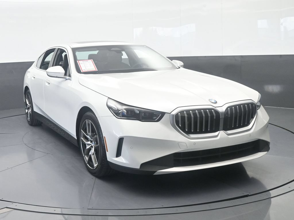 Used 2026 BMW 540i xDrive AWD/4WD image 9