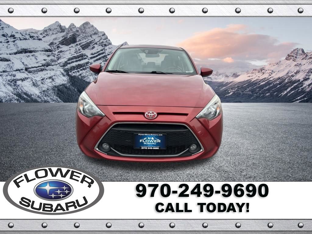 Used 2019 Toyota Yaris LE image 2