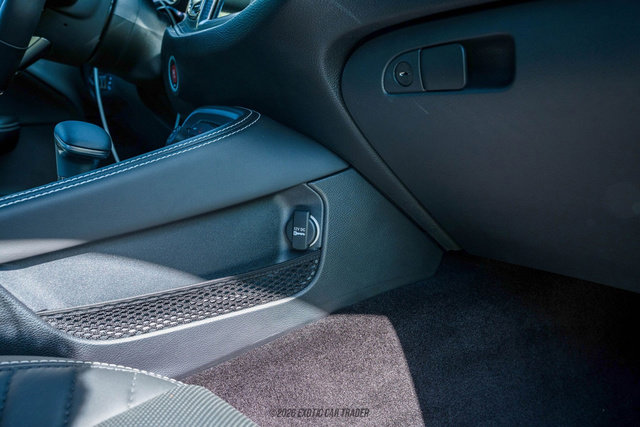 Used 2016 Dodge Challenger SRT Hellcat image 42