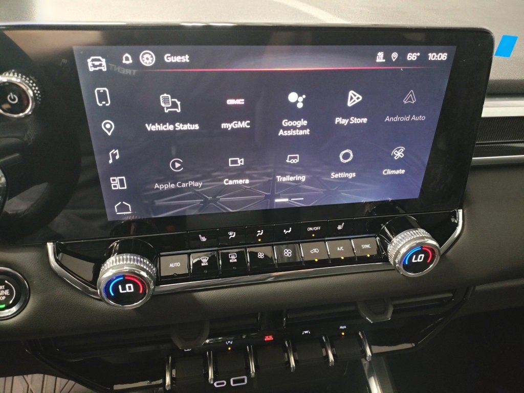 New 2026 GMC Canyon Elevation w/ Convenience Package image 29