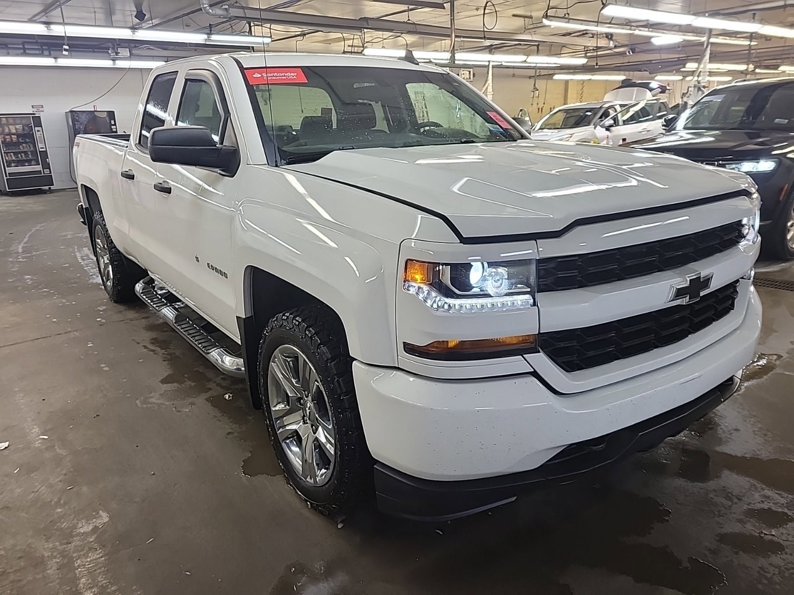 Used 2018 Chevrolet Silverado 1500 Custom w/ Custom Value Package AWD/4WD image 6