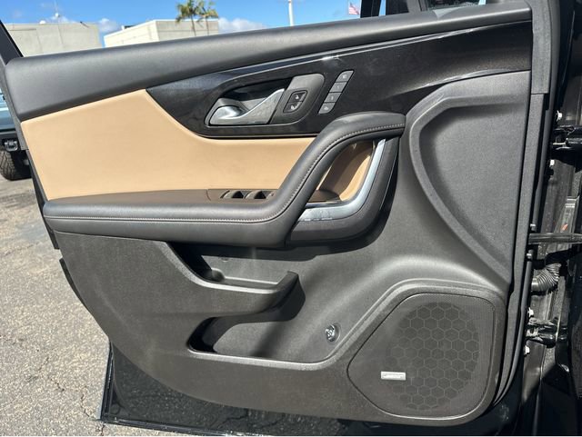 Certified 2024 Chevrolet Blazer Premier w/ Enhanced Convenience Package image 7