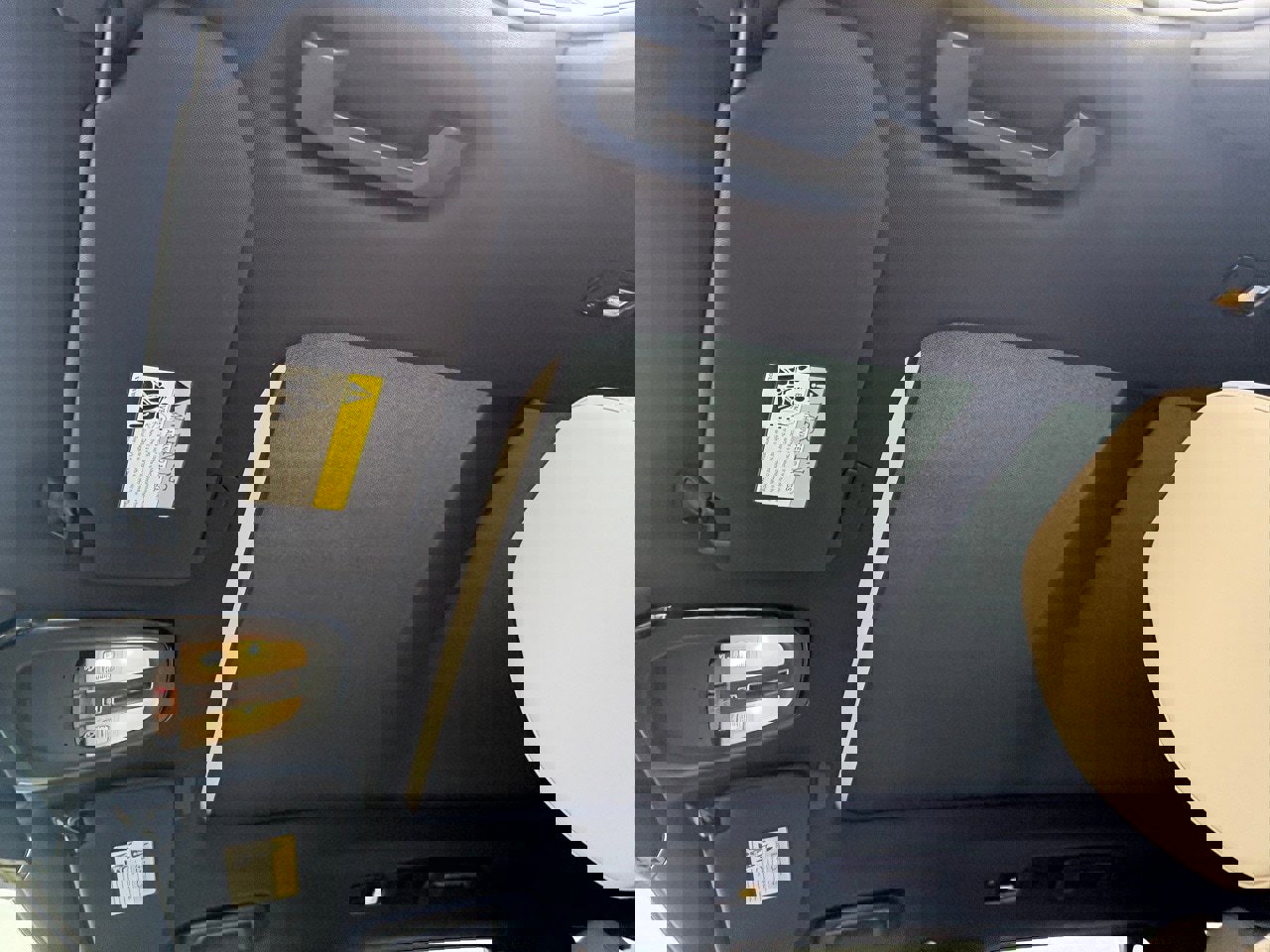 New 2026 Volvo XC90 B6 Plus w/ Protection Package Premier image 20