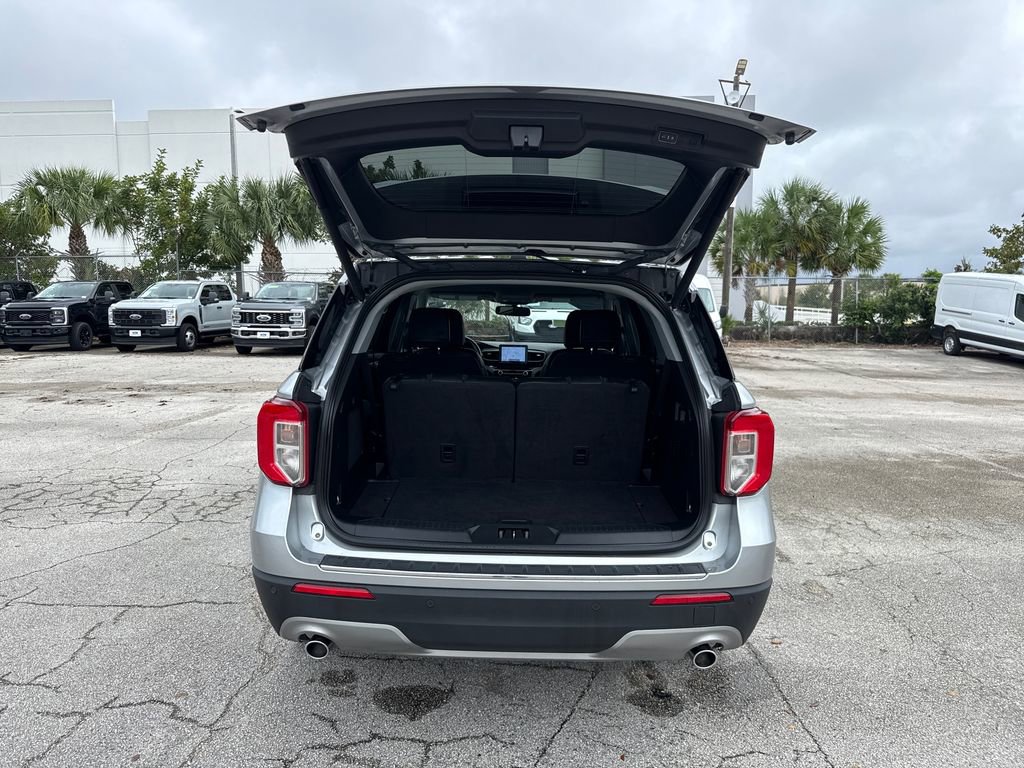 Used 2023 Ford Explorer Limited w/ Equipment Group 301A image 29