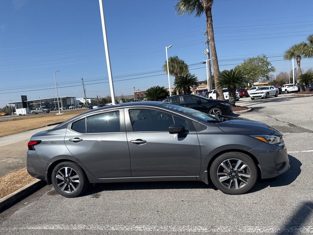 Used 2025 Nissan Versa SV w/ Trunk Package image 4