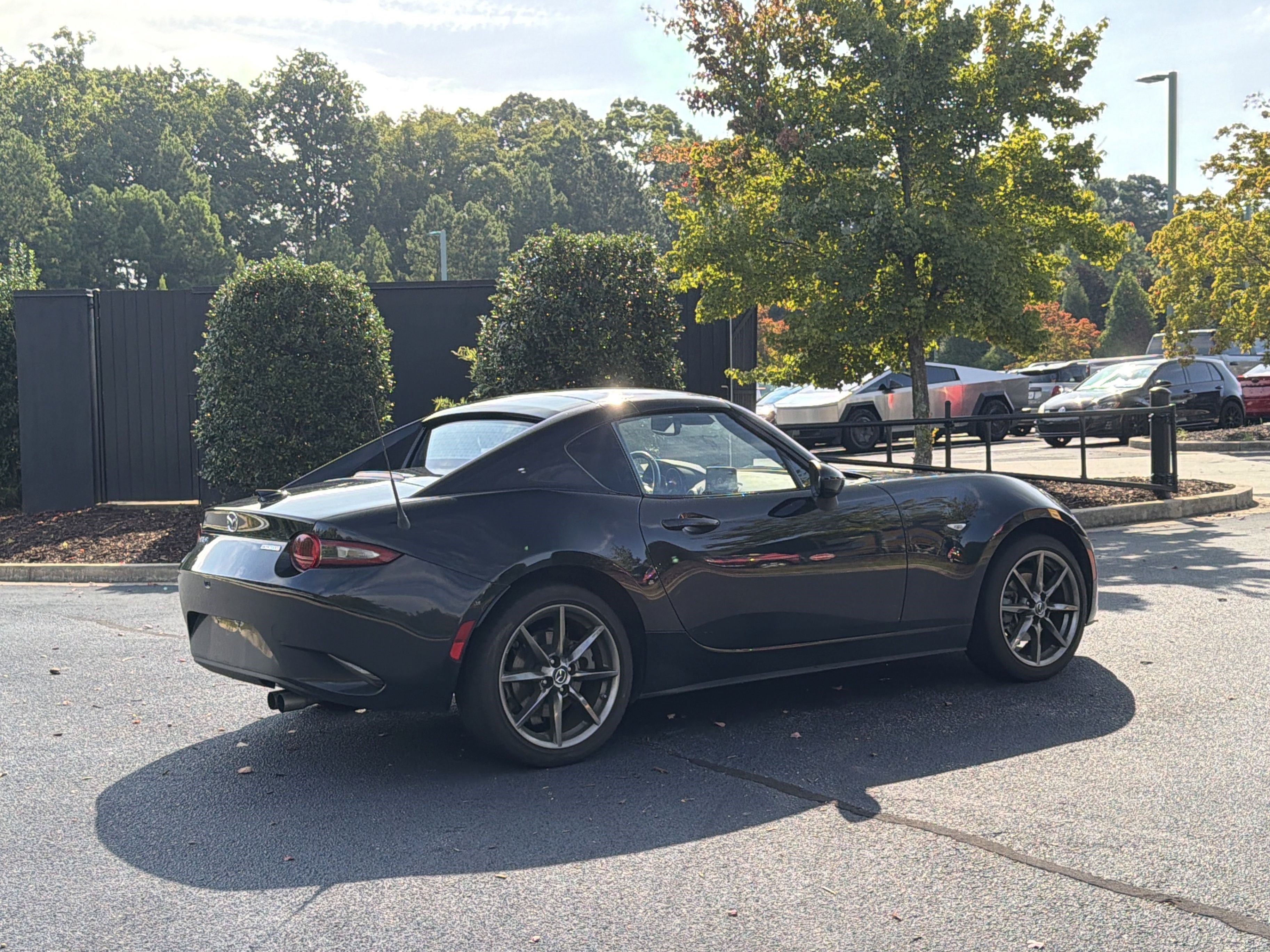 Used 2020 MAZDA MX-5 Miata RF Grand Touring RWD image 3