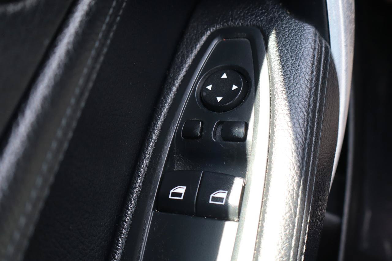 Used 2015 BMW M235i Coupe RWD image 18