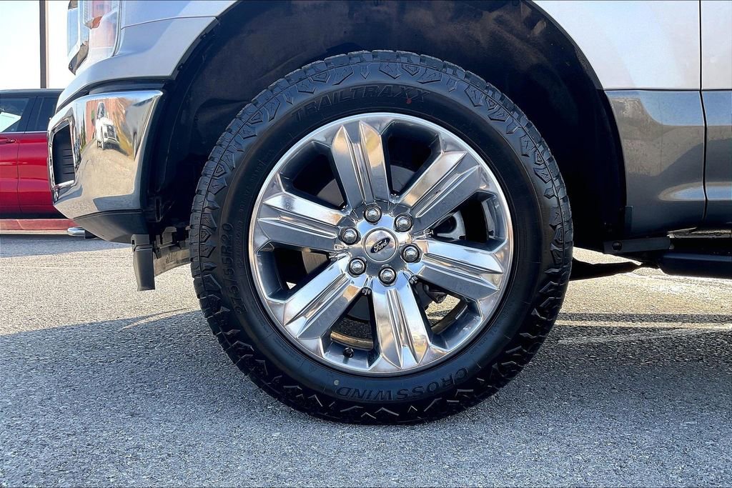 Used 2019 Ford F150 XLT w/ Equipment Group 302A Luxury image 9