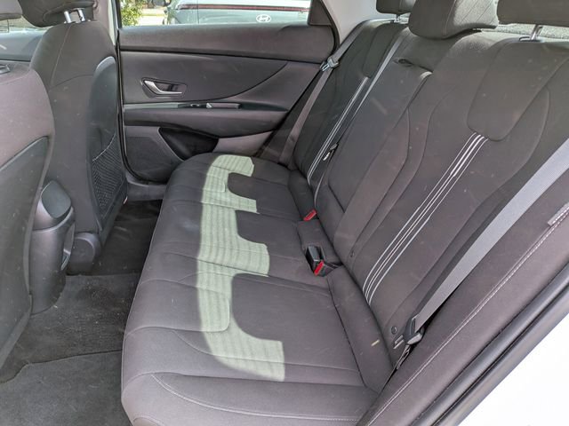 Certified 2025 Hyundai Elantra SEL image 13