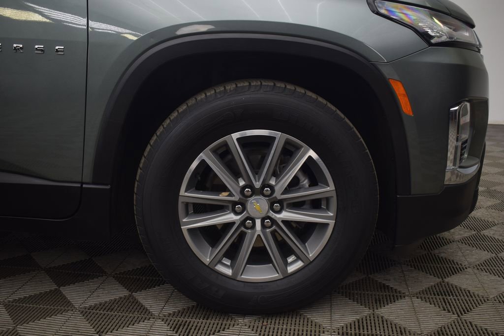 Used 2023 Chevrolet Traverse LT image 31