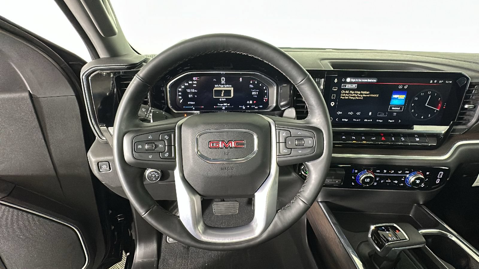 New 2026 GMC Sierra 1500 SLT w/ SLT Premium Plus Package AWD/4WD image 16