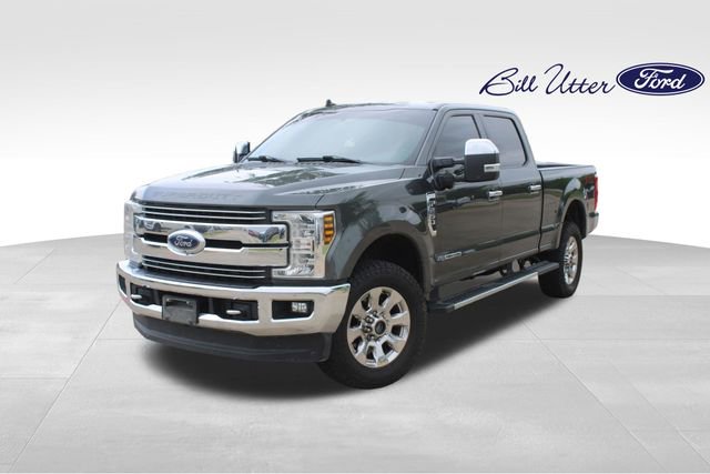 Used 2019 Ford F250 Lariat w/ Chrome Package image 1
