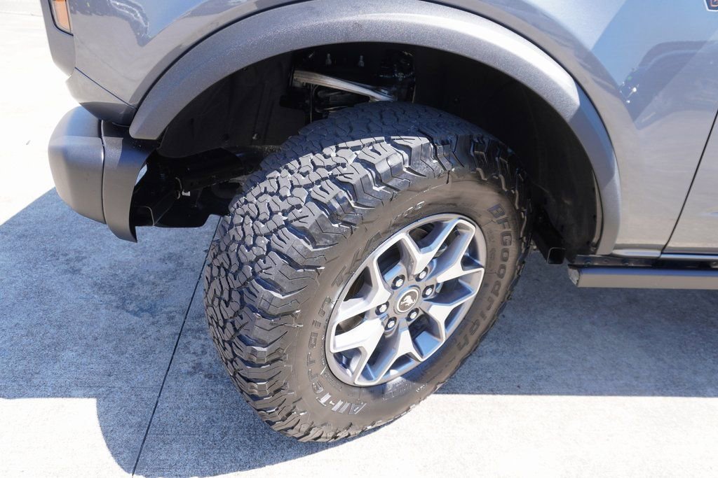 Certified 2025 Ford Bronco Badlands AWD/4WD image 28
