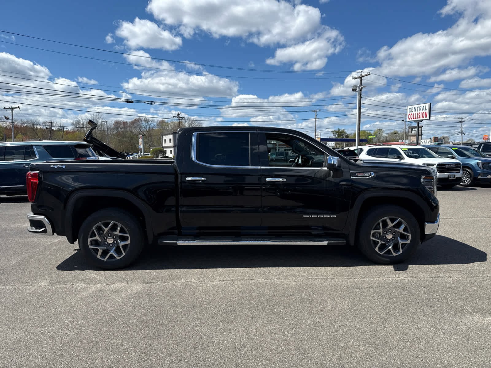 New 2026 GMC Sierra 1500 SLT w/ SLT Premium Plus Package AWD/4WD image 6